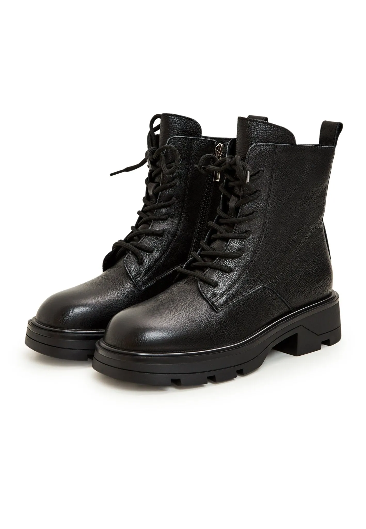 Casual Lace-up Ankle Boots - Black