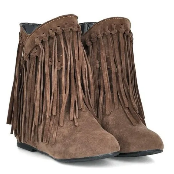 Women's suede flat fringe ankle boots